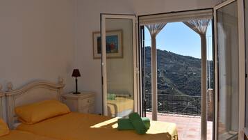 3 slaapkamers, gratis wifi, beddengoed