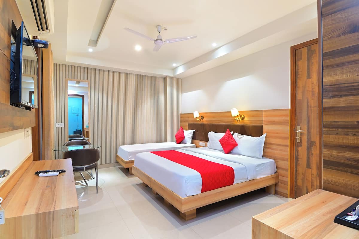 Deluxe Triple Room