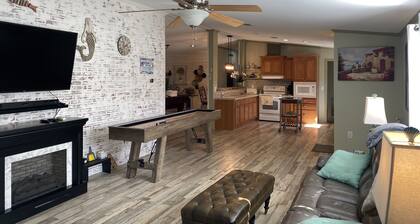 200yd paddle to the Weeki Wachee River