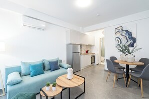 Smart TV - Thalassa-One Bedroom Apartment (Kavala)