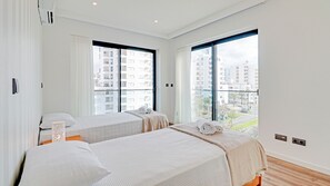 2 Schlafzimmer, Zimmersafe, Bügeleisen/Bügelbrett, kostenloses WLAN