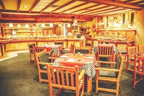 Dining - Tobya Boutique Resort (Taba)