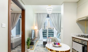 Apartamento premium | Opções para refeição no quarto