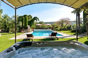 Ulkouima-allas, lämmitetty uima-allas