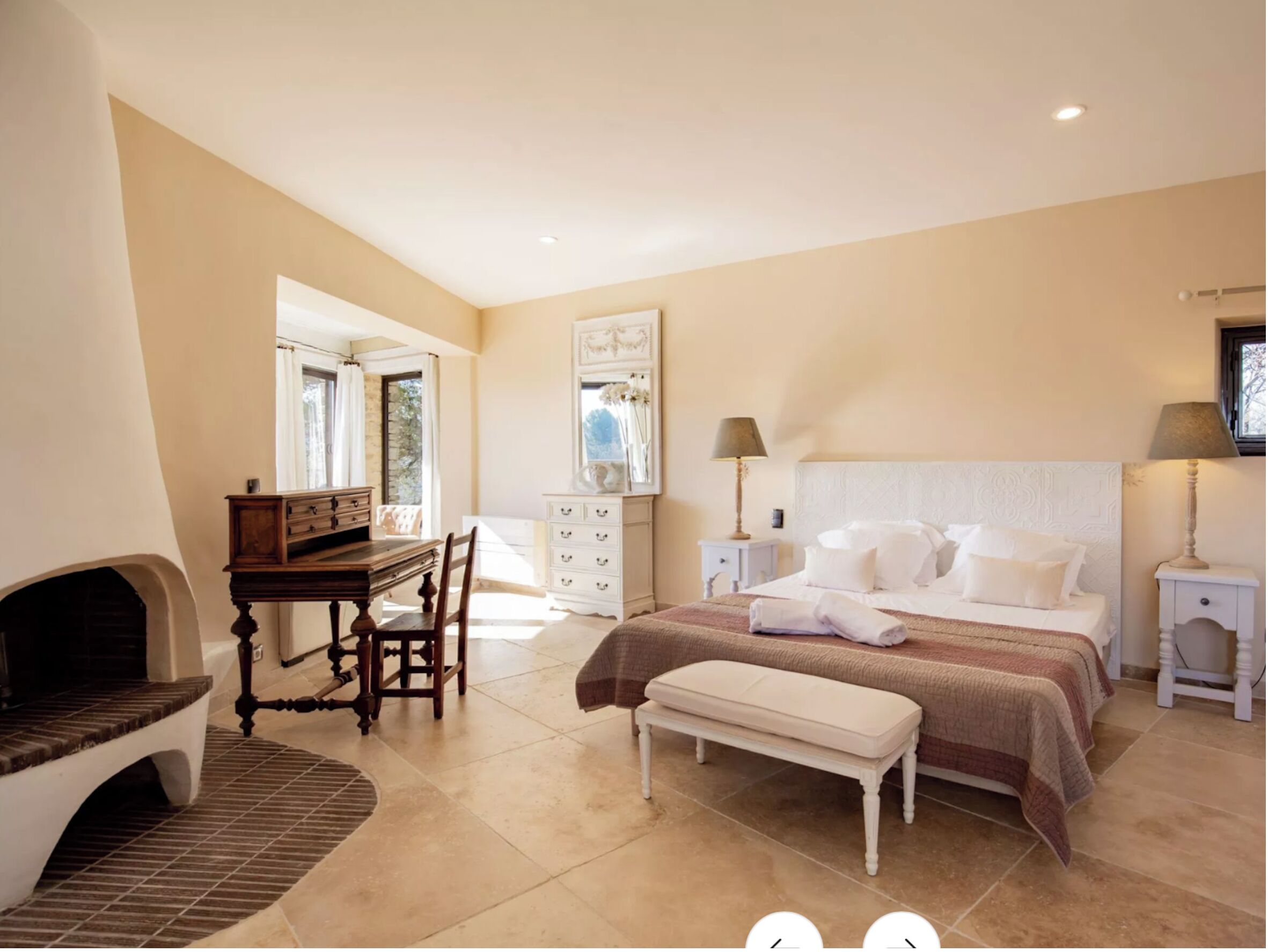 8 多间卧室、熨斗/熨衣板、免费 WiFi