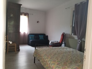 3 chambres, Wi-Fi, draps fournis