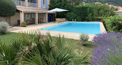 Beautiful Villa, big pool, overlooking valley, walking distance to town.
