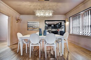 Dining - 🌿 Boho Glam Bungalow in Historic OKC | 3BR/2BA | Walkable + Central! 🌿 (Oklahoma City)