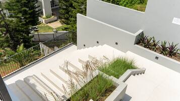 Family Villa | Terrace/patio