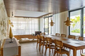 Vila Keluarga | Ruang makan