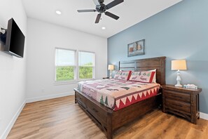 5 多间卧室、熨斗/熨衣板、免费 WiFi、床单