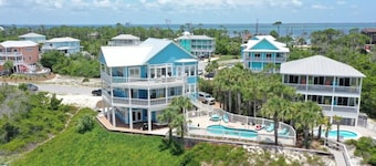 Sea Grass Neighborhood * Private Pool 5 Bdrms