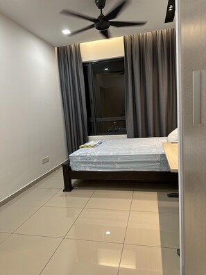 3 bedrooms, WiFi, bed sheets