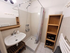 Hair dryer, towels