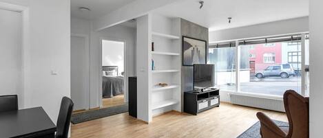 1 bedroom, WiFi, bed sheets