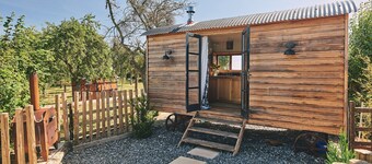 Curious Calf - Luxury Cottages