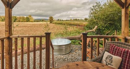 Big Sky Hideaway - Luxury Cottages