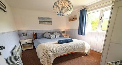 Badgers Den, Bantham South Devon