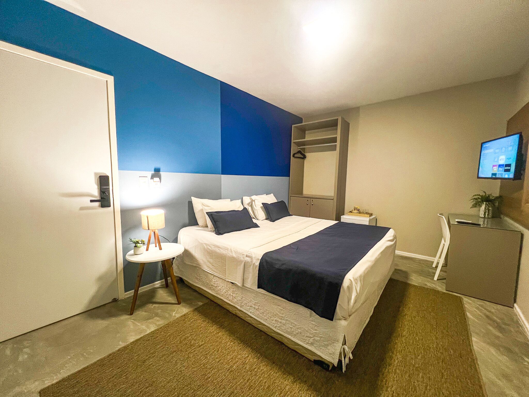 Quarto Lateral Mar | Minibar, individuell dekoriert, kostenloses WLAN, Bettwäsche