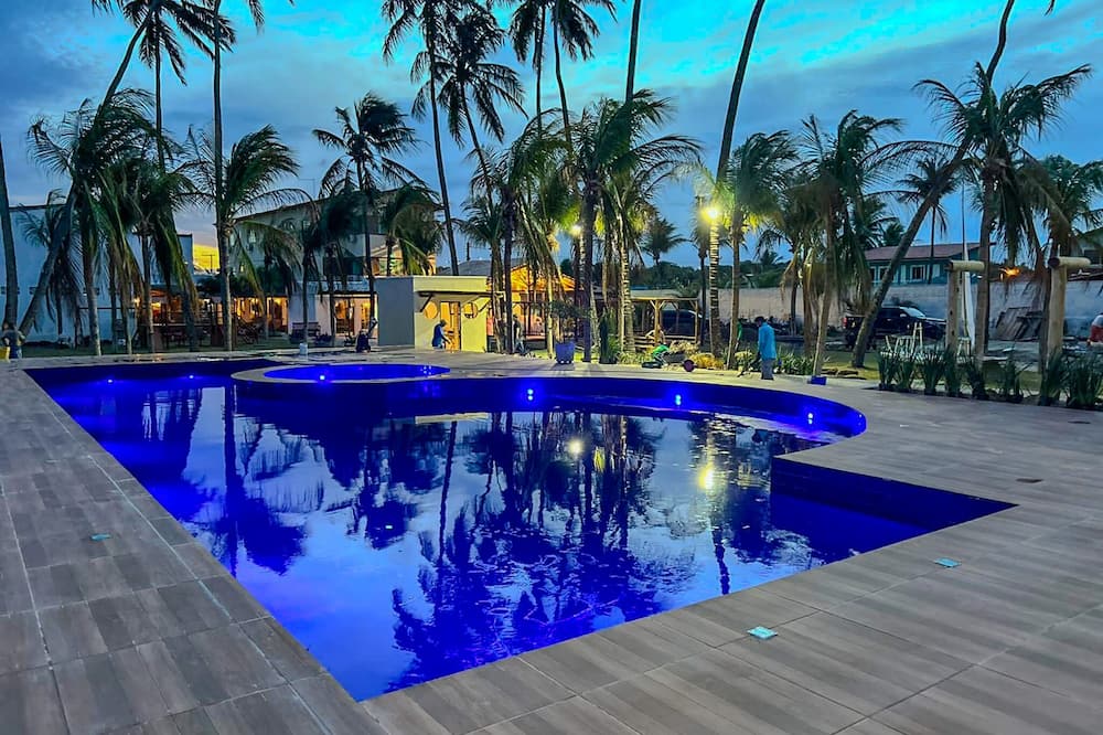 Isla Beach Hotel