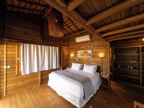 Luxury Bungalow, 1 Bedroom, Jetted Tub, Sea Facing
