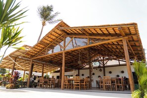 Free daily buffet breakfast  - Isla Beach Hotel (São Gonçalo do Amarante)