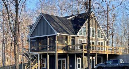 Nolin Lake Lakehouse Vacation Rental - Newly Built
