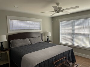 4 bedrooms, WiFi, bed sheets