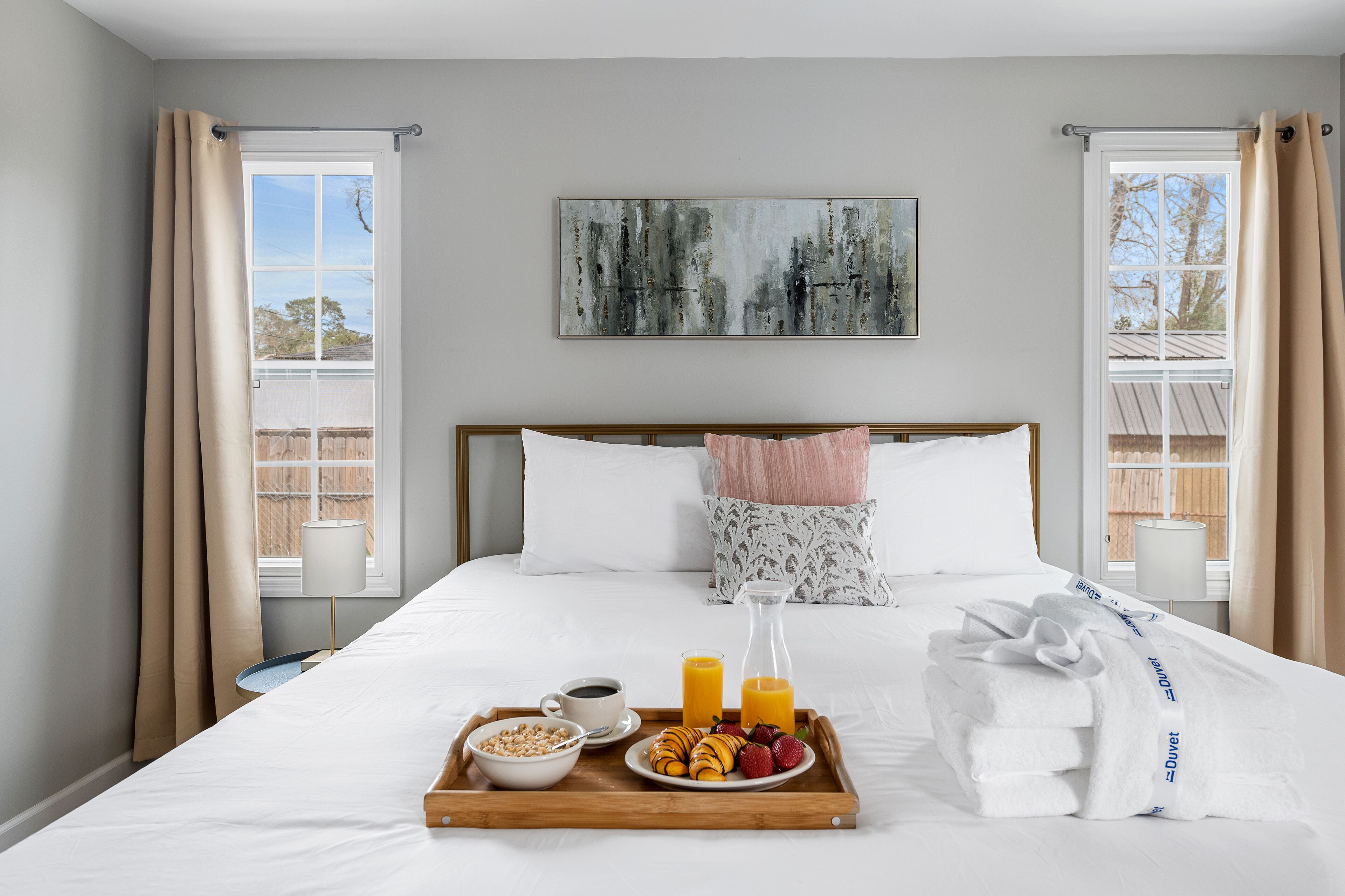 3 bedrooms, iron/ironing board, Internet