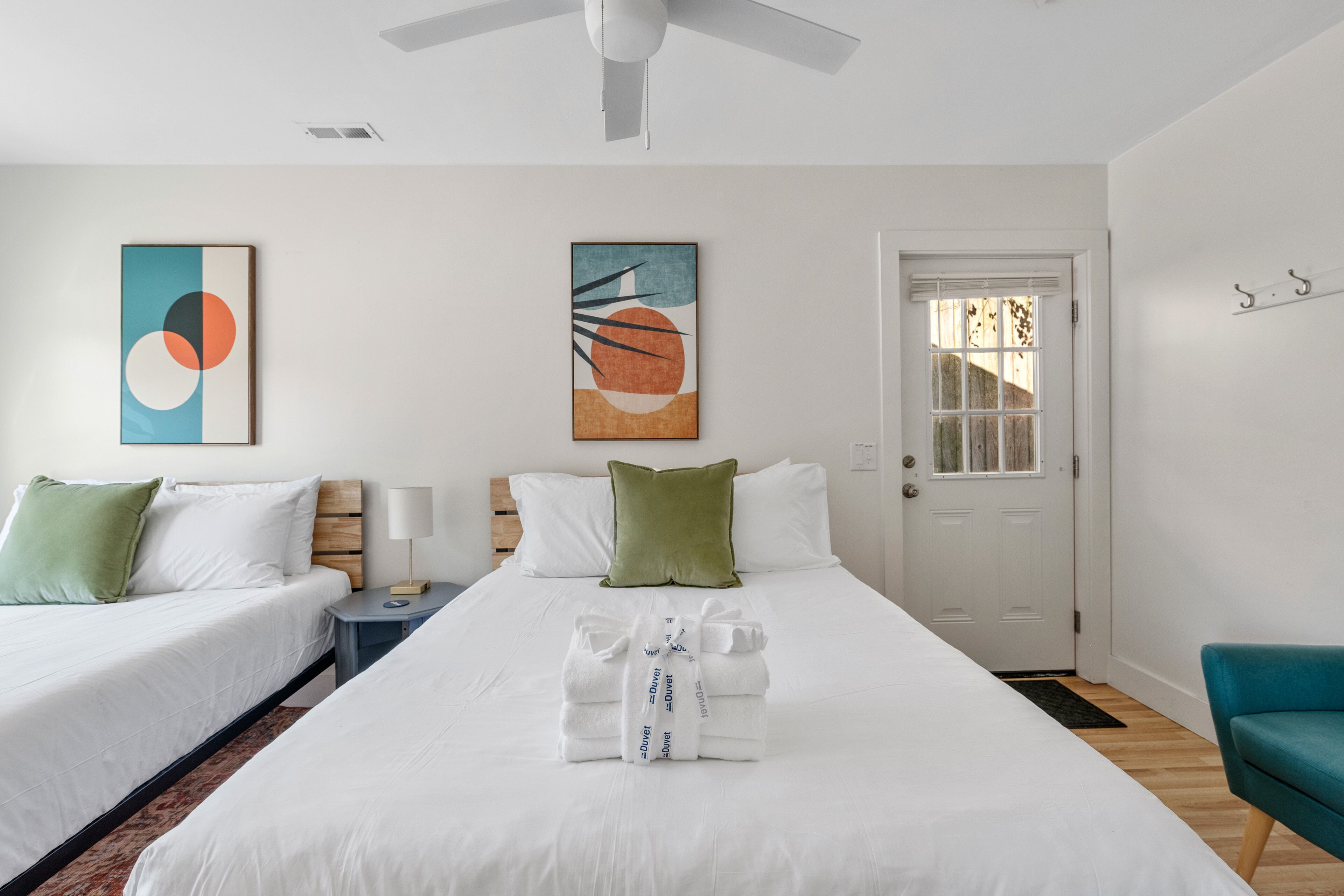 3 dormitorios, tabla de planchar con plancha, wifi