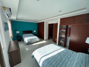 2 Schlafzimmer, Zimmersafe, Bügeleisen/Bügelbrett, WLAN