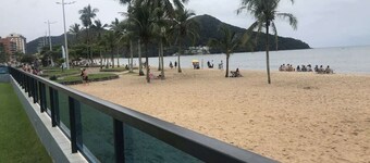 MARTIM DE SA, FOOT IN THE SAND WITH BALCONY TO THE FOREST