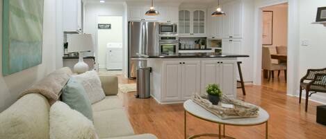 Télévision, cheminée, jeux vidéo