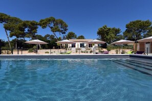 Premium bedding, individually decorated, individually furnished - SOUS LES PINS (La Londe-les-Maures)