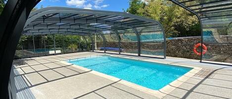 Piscine extérieure, piscine chauffée