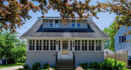 Charming Downtown Family Home with 3 Season Porch