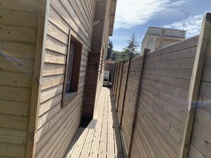 Property grounds - VILLA MARIA THE HOUSE OF HAPPINESS (Saint Rémy de Provence)