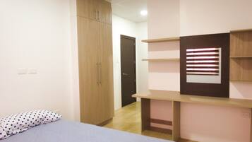 2 chambres, bureau, Wi-Fi, draps fournis