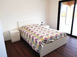 3 chambres, Wi-Fi, draps fournis