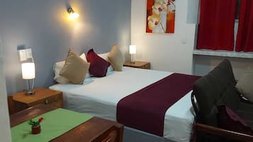 Grand Room | Blackout drapes, iron/ironing board, free WiFi, bed sheets