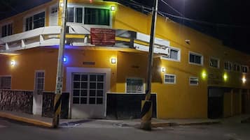 住宿正面