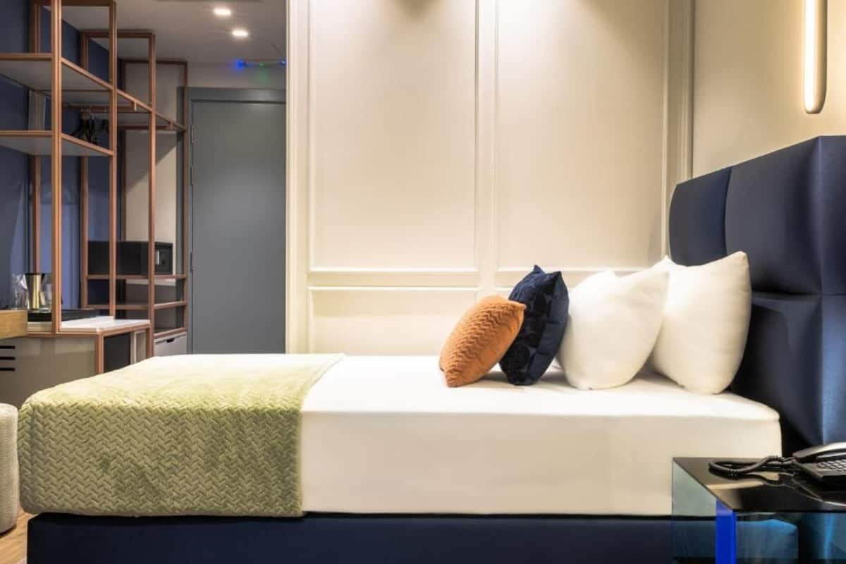 Habitación individual | Ropa de cama de alta calidad, edredón, camas Select Comfort y minibar