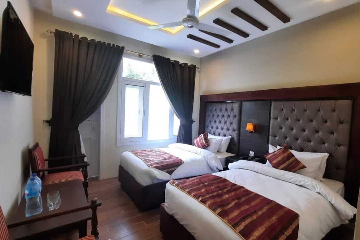Standard Room | Desk, free WiFi