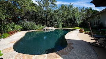 Piscine extérieure