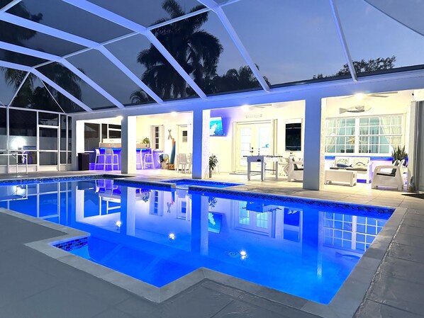 Outdoor pool, a heated pool