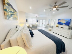 3 عدّة غرف نوم ومكتب وسرير سفر وواي فاي مجانًا