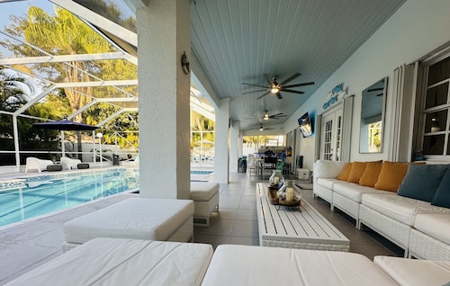 Villa in Miami with Heated Pool & Salt System