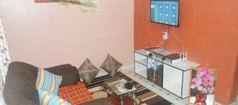 Makutano Home-Stay Furnished Apartment