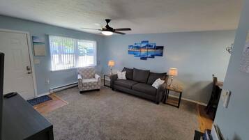 智能电视、立体声音响