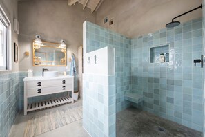 House, 4 Bedrooms | Bathroom - Sephora House 4 Bedroom Home (Gregory Town)